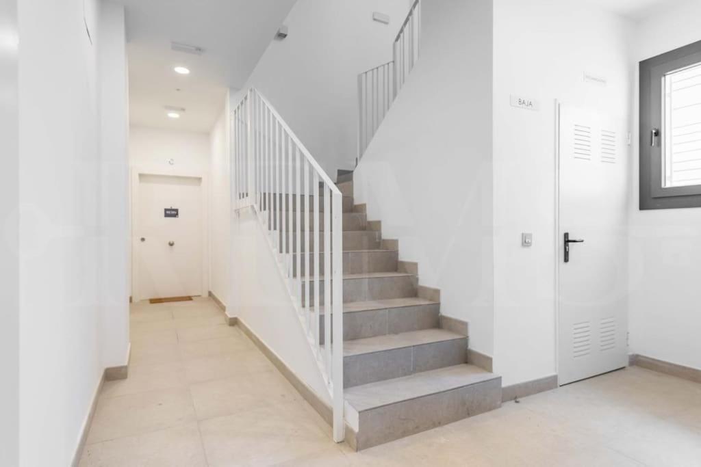 Apartament Fresh & Stylish With Parking By Rems Malaga